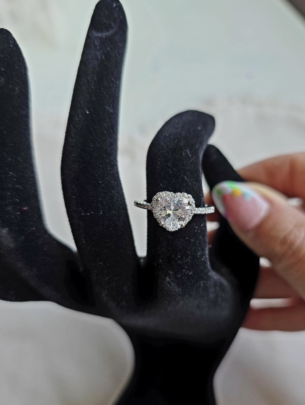 Engagement Ring 2.45 Ct Heart Shape halo Diamond stimulated, sterling silver 925 - Picture 6 of 9